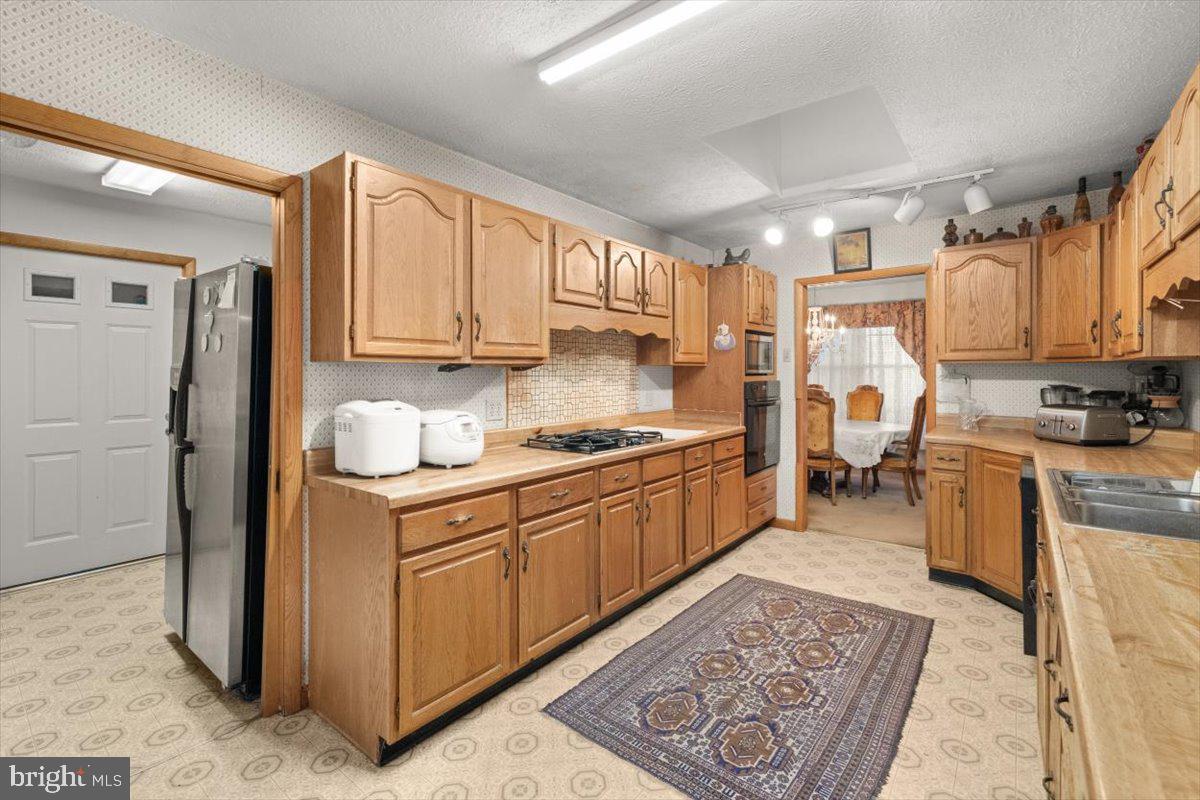 173 High View Dr