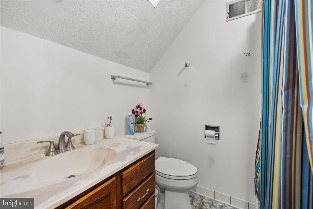 173 High View Dr