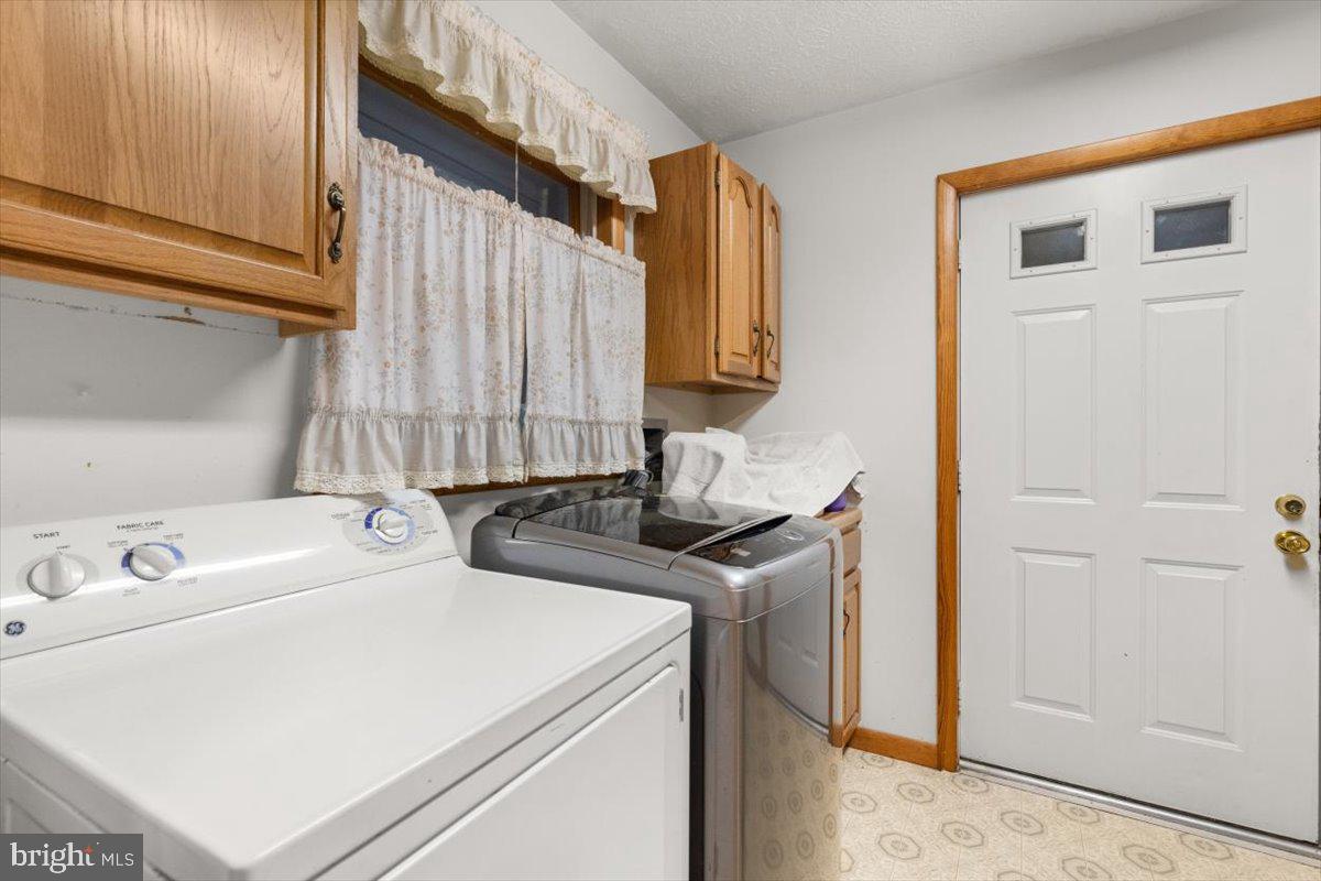 173 High View Dr