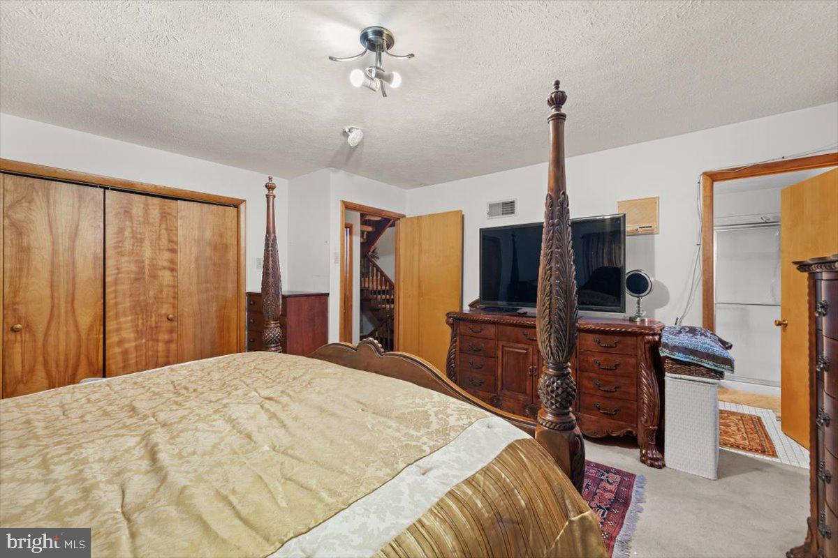 173 High View Dr