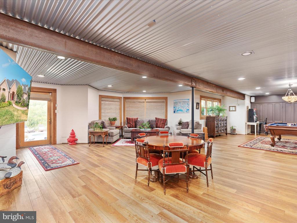 398 CLIFFSIDE DRIVE