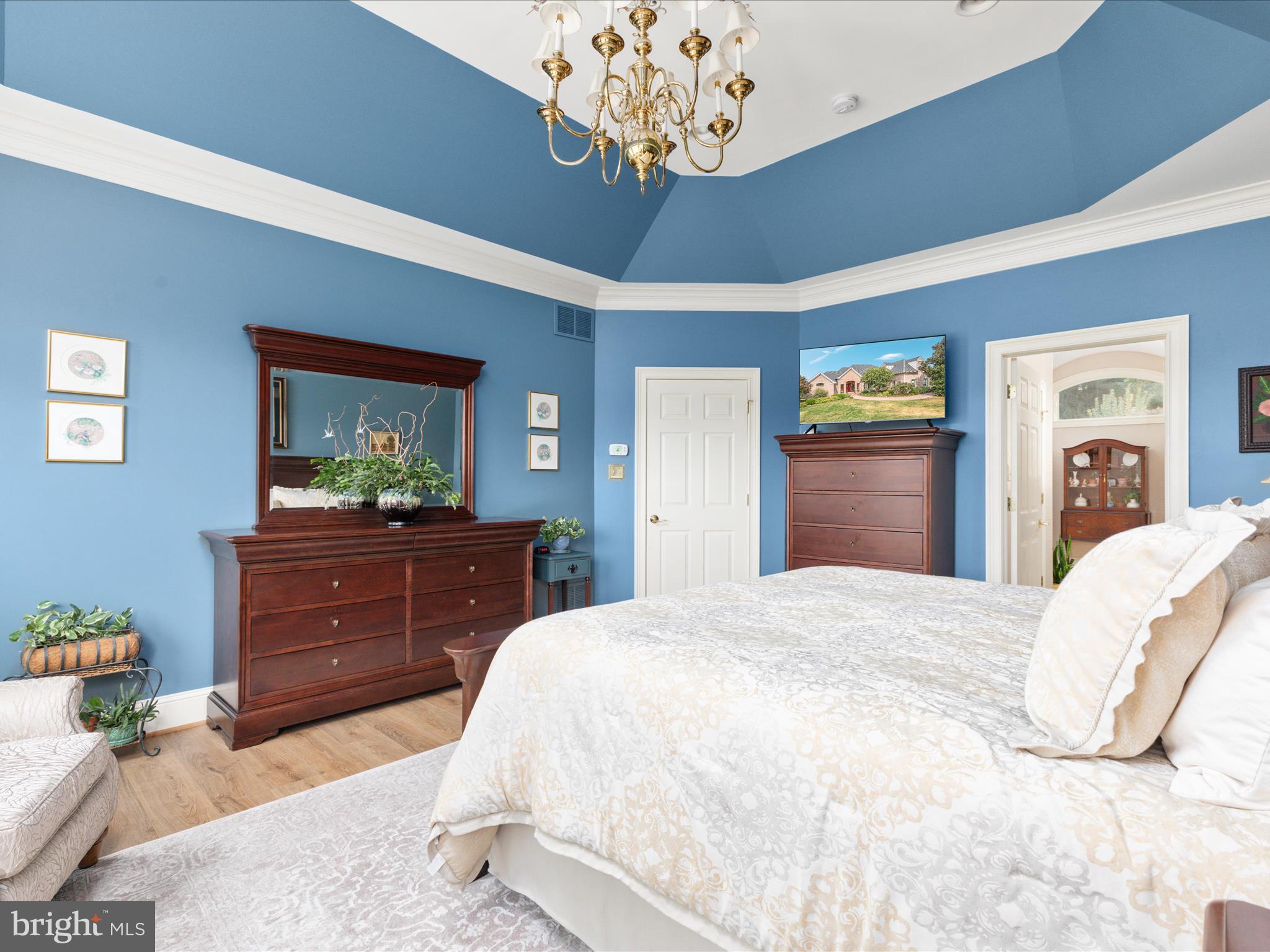 398 CLIFFSIDE DRIVE