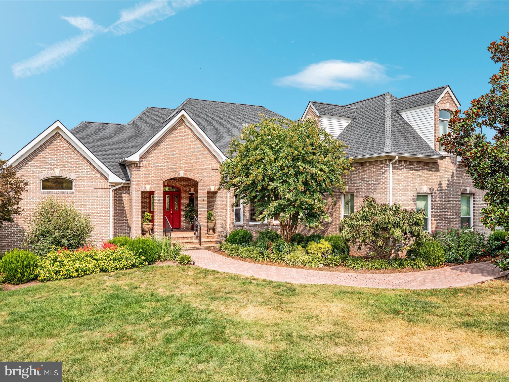 398 CLIFFSIDE DRIVE