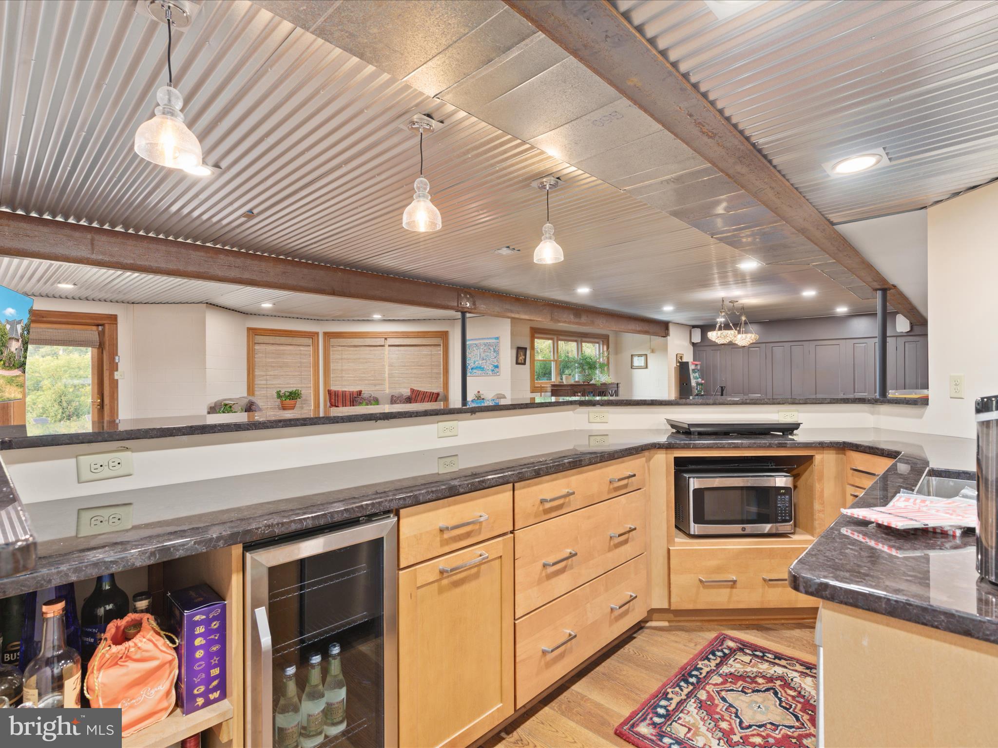 398 CLIFFSIDE DRIVE