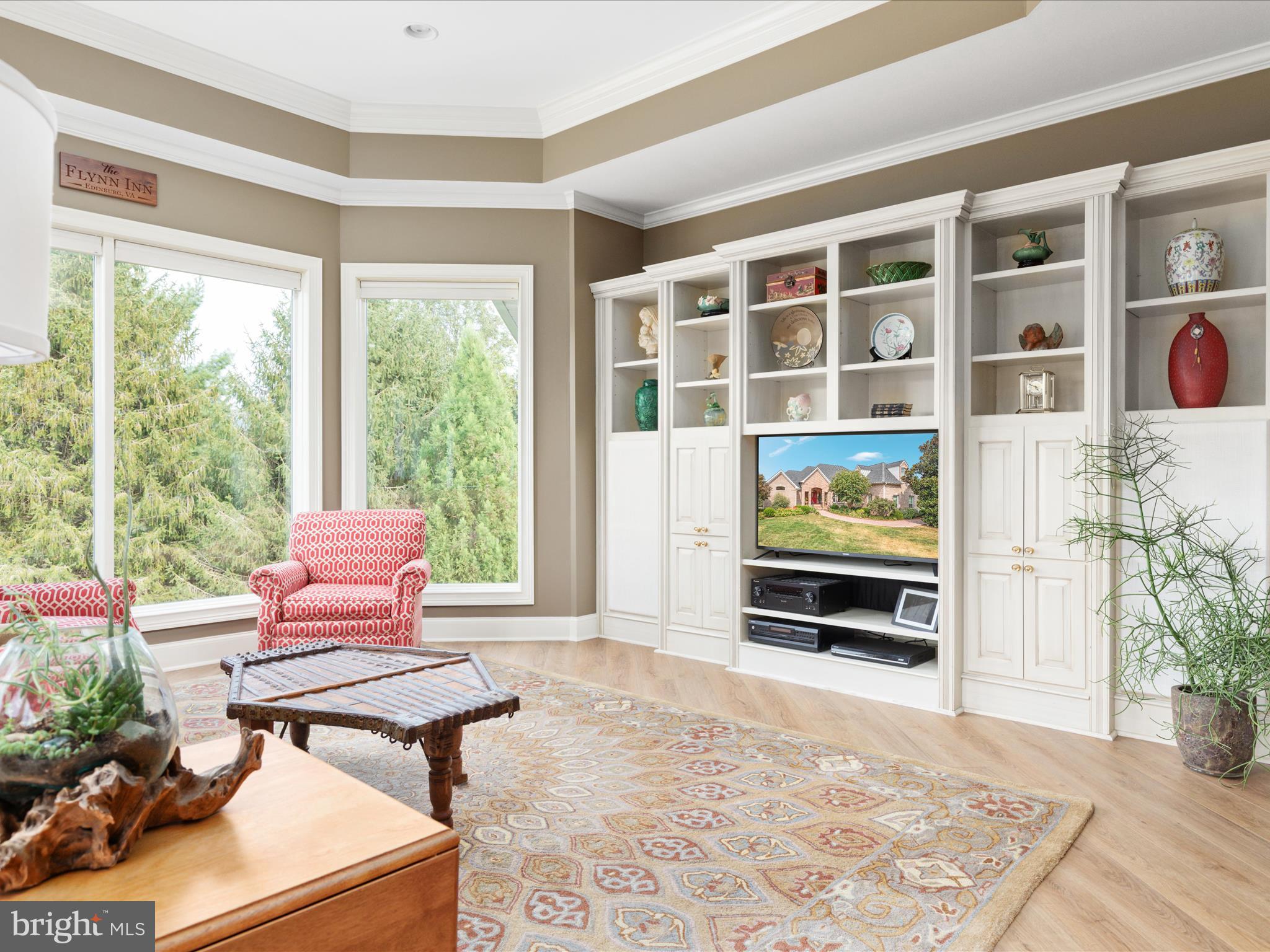 398 CLIFFSIDE DRIVE