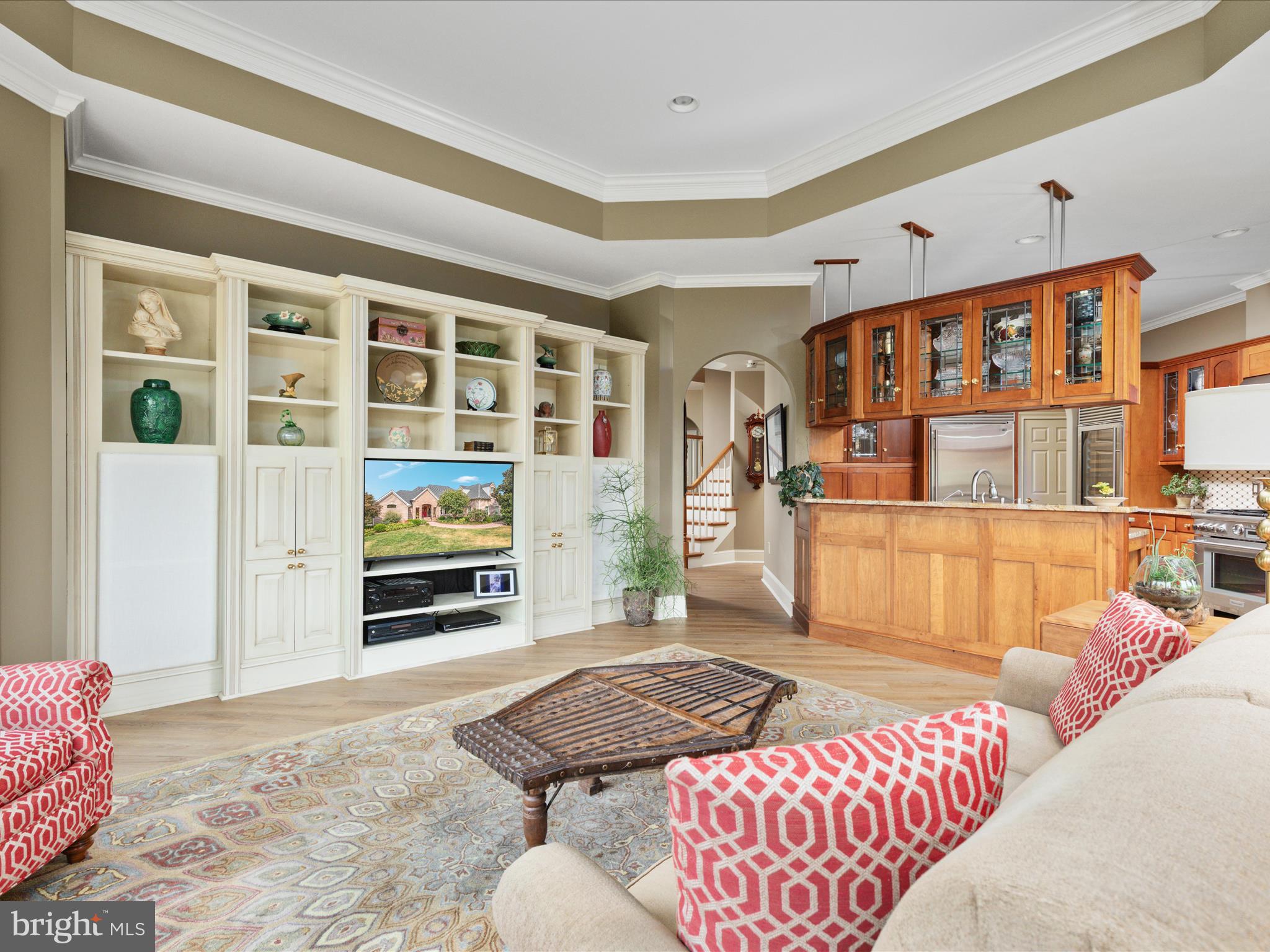 398 CLIFFSIDE DRIVE