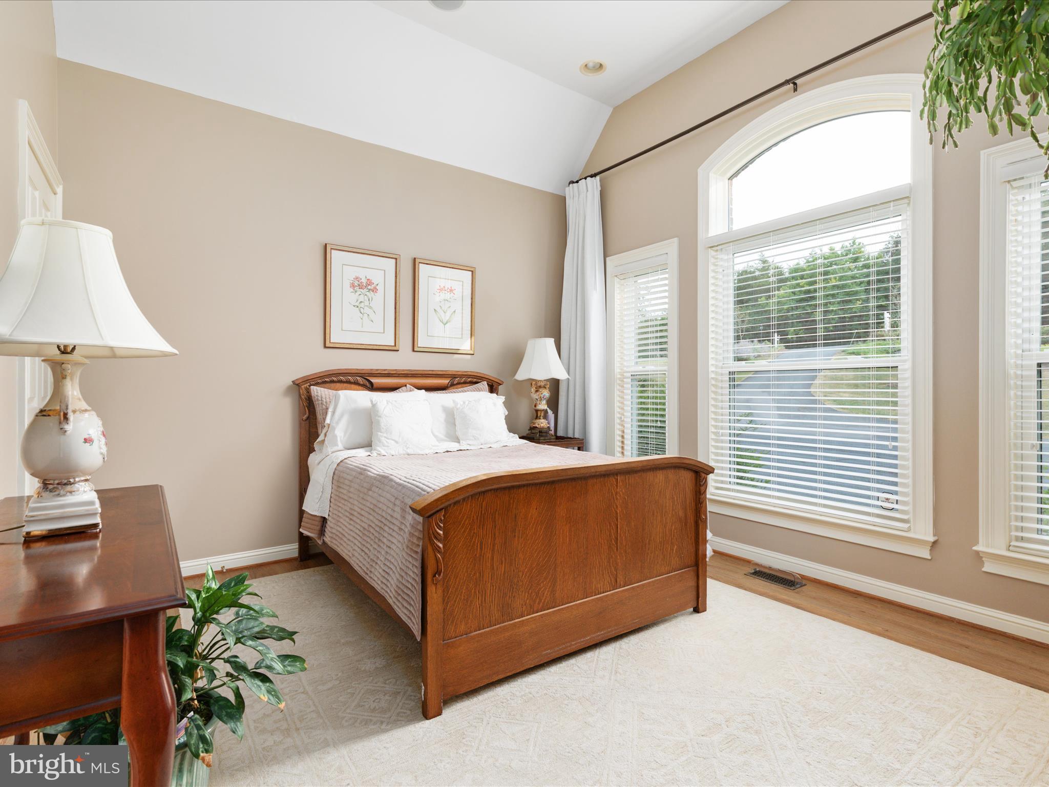 398 CLIFFSIDE DRIVE