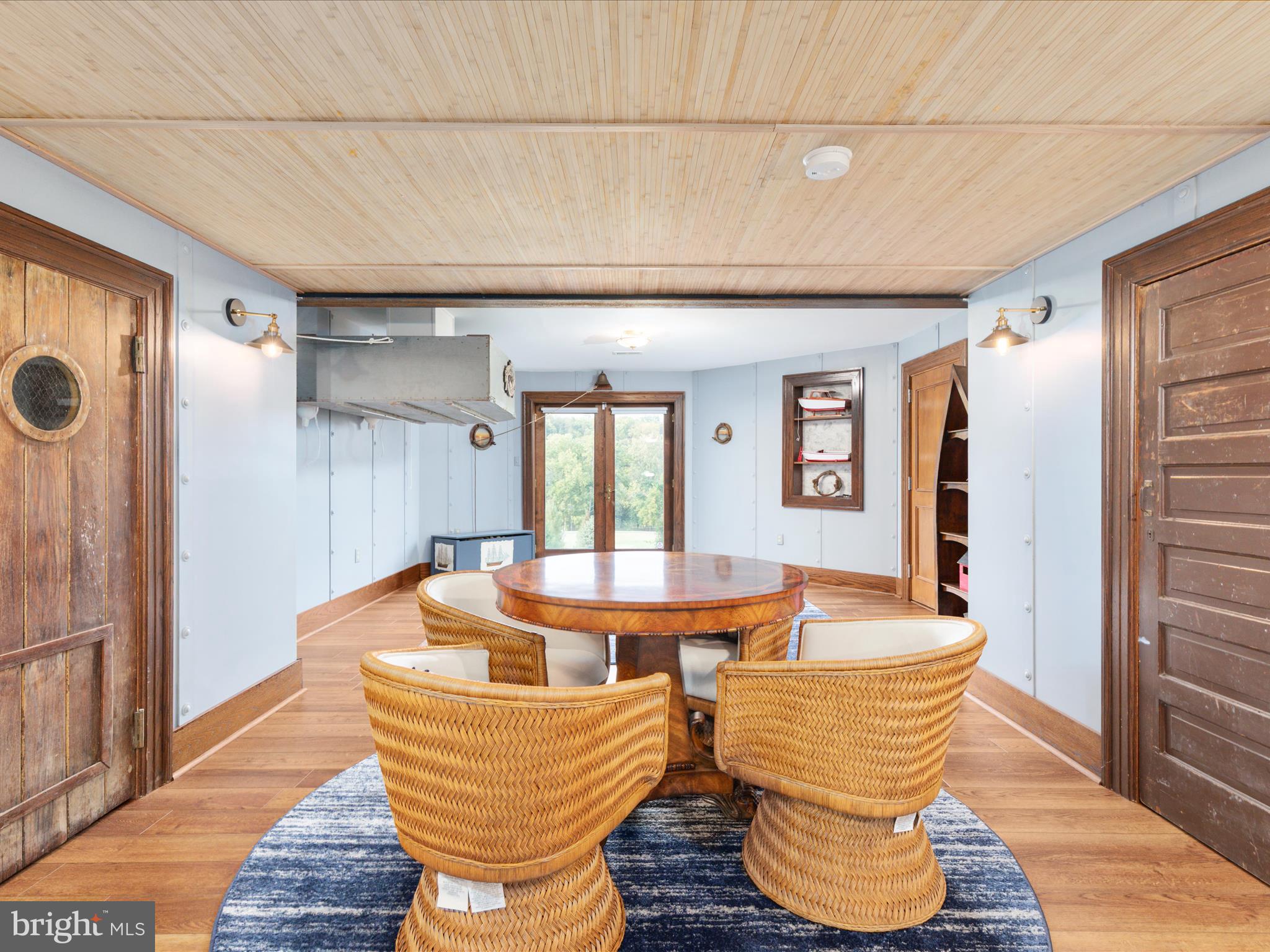 398 CLIFFSIDE DRIVE