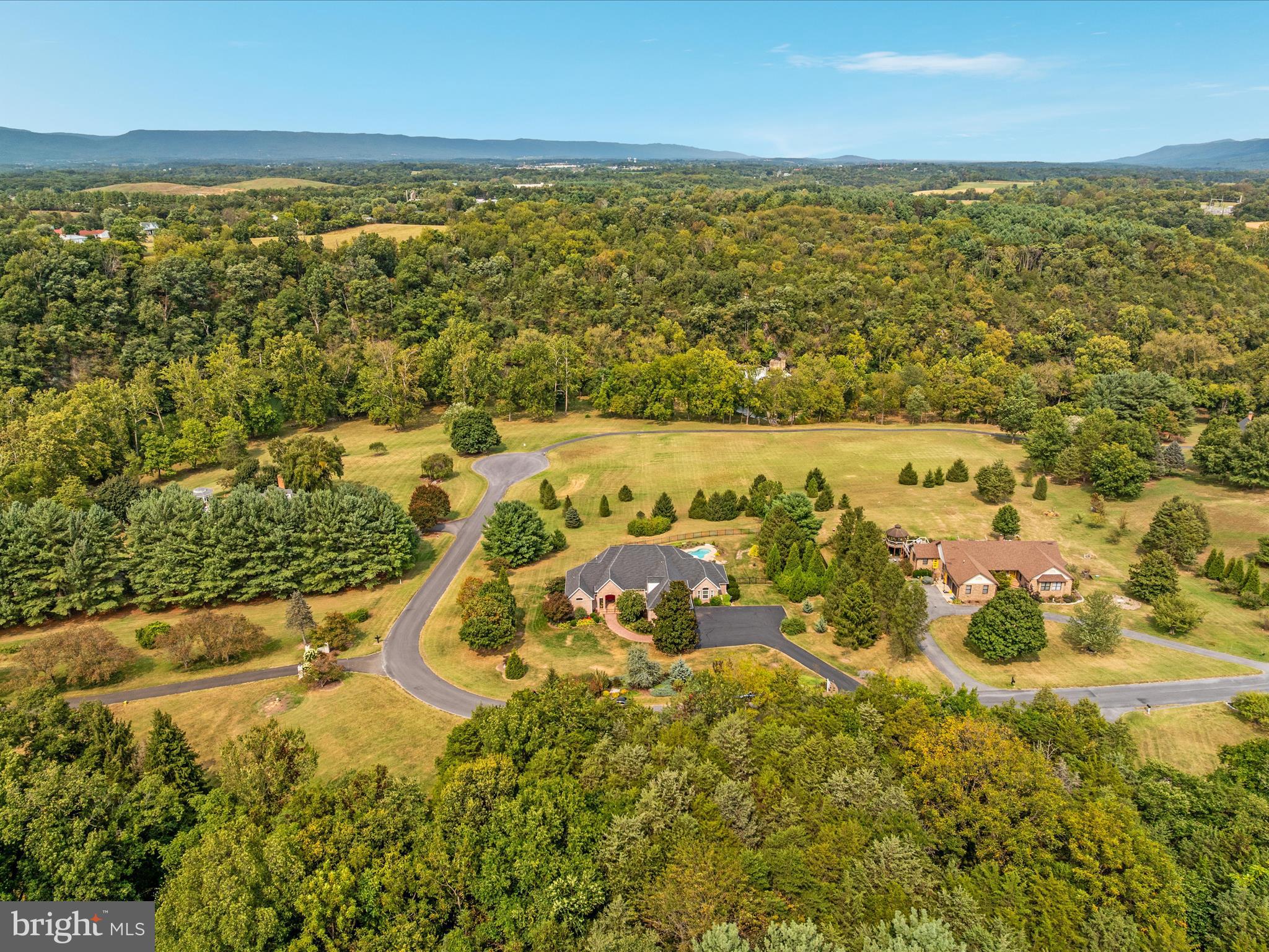 398 CLIFFSIDE DRIVE
