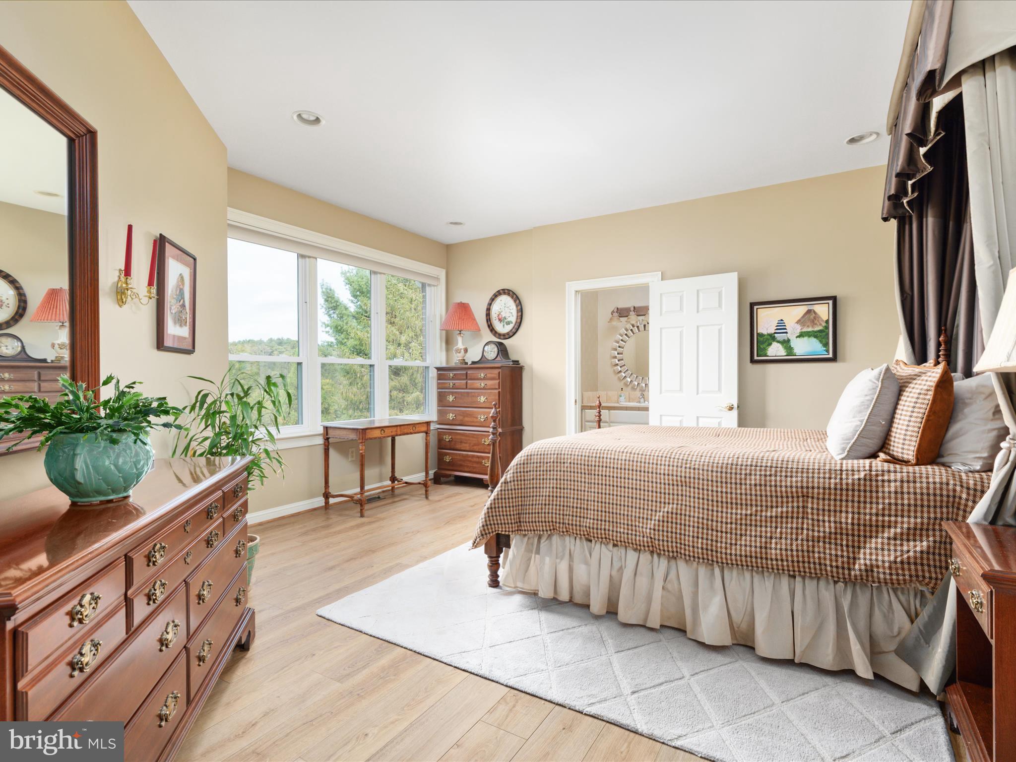 398 CLIFFSIDE DRIVE