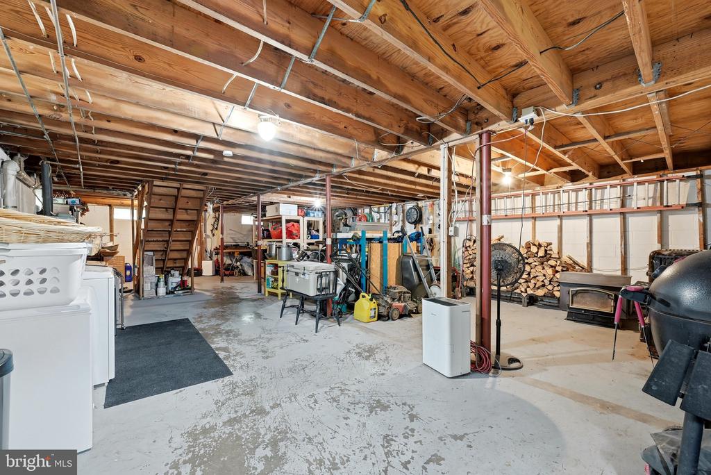 326 SUNSET STREET