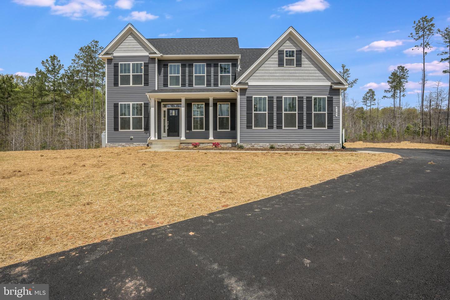 9105 Royal COURT