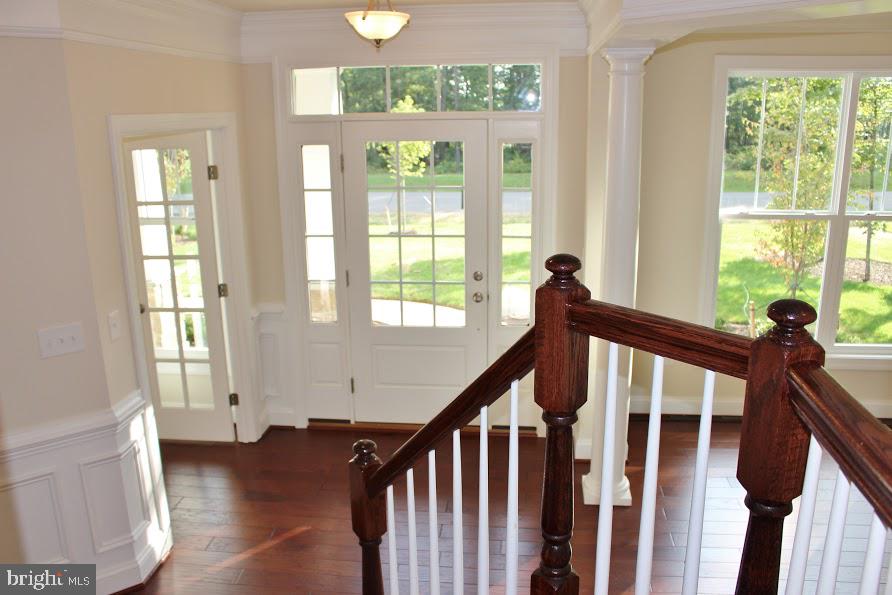9105 Royal COURT