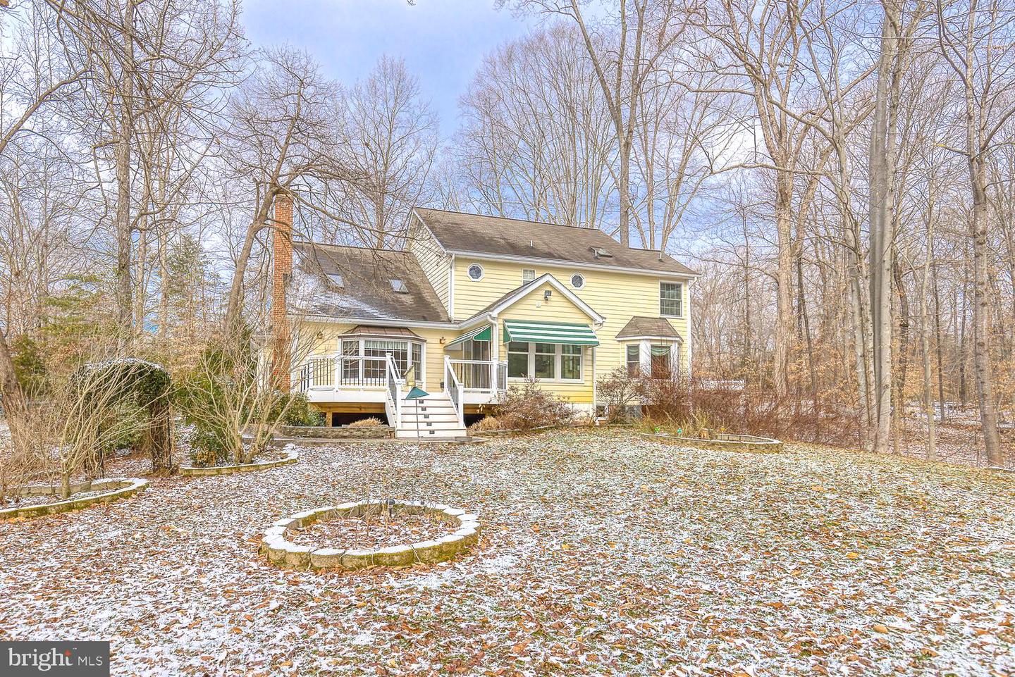 8100 Davmar LANE