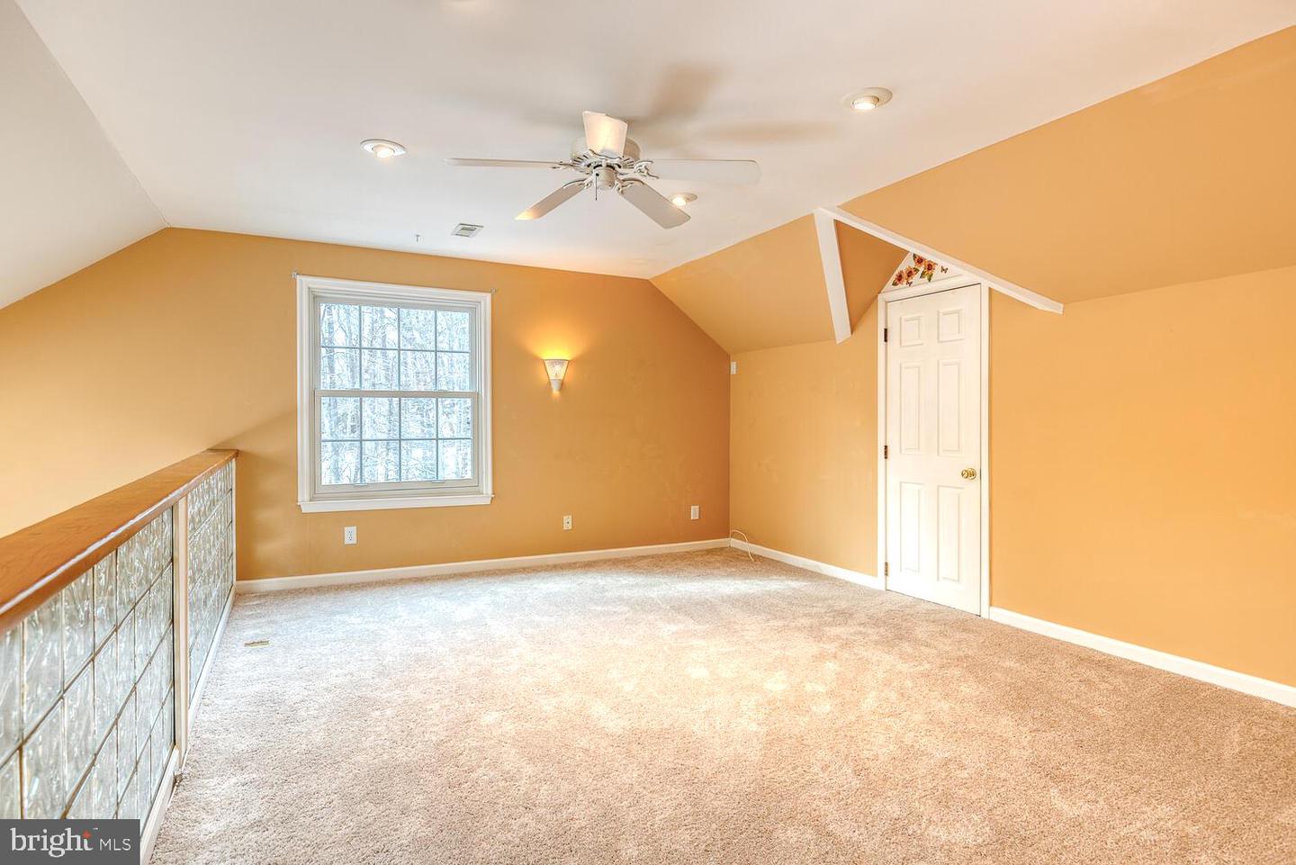 8100 Davmar LANE