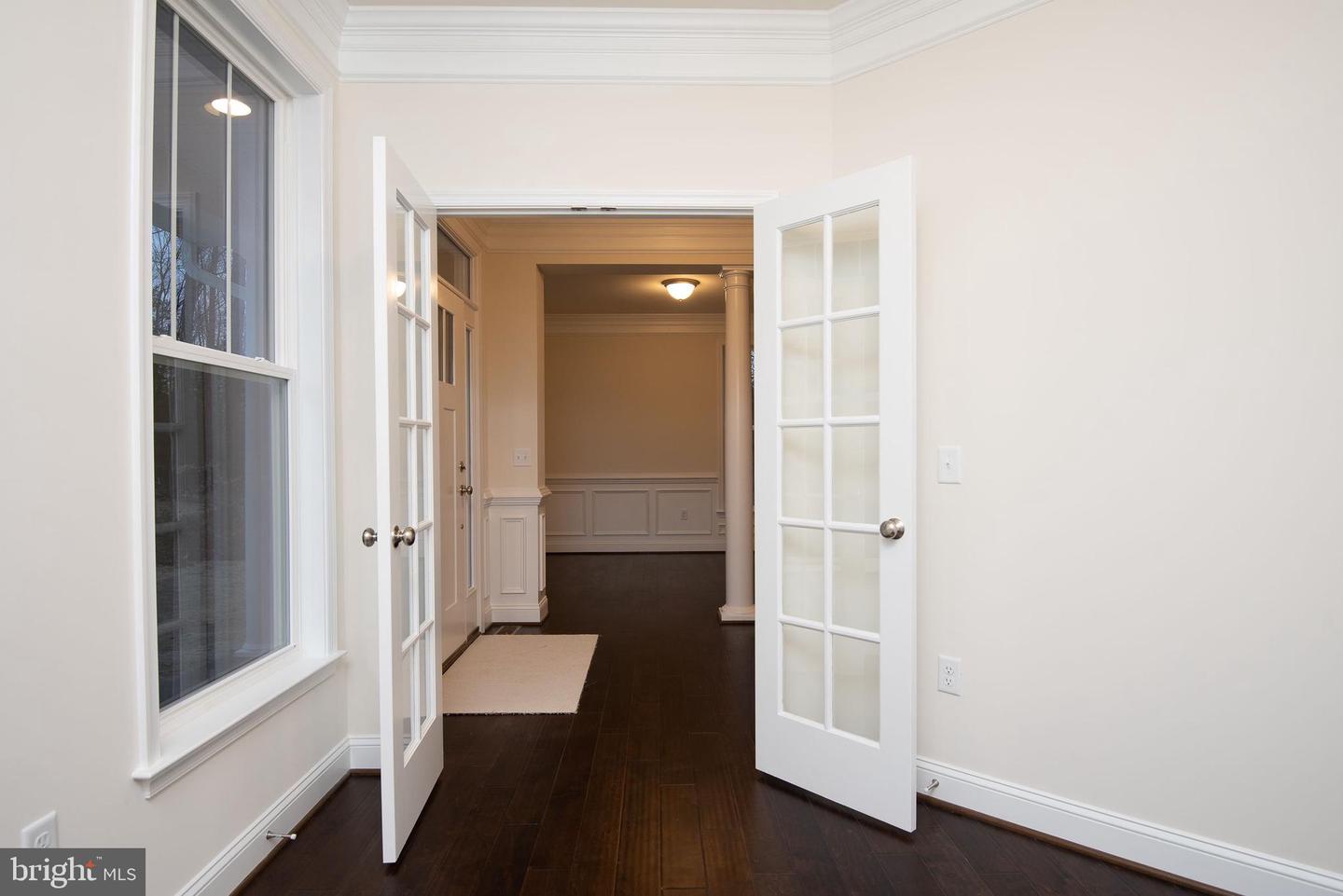 4937 Dorchester COURT