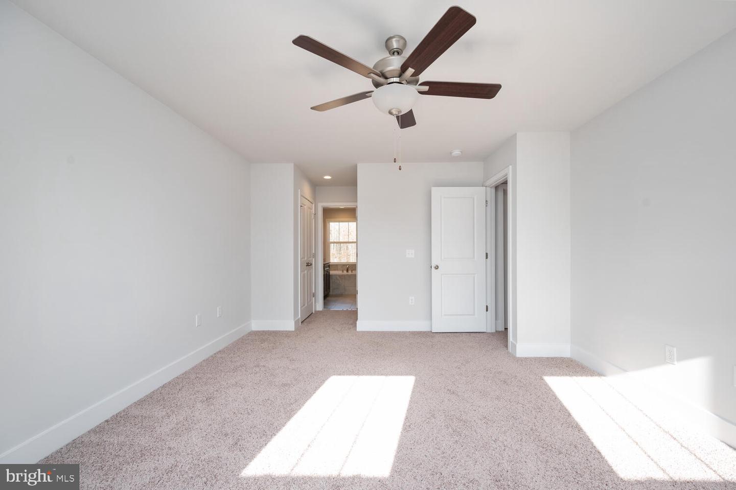 9101 Royal COURT