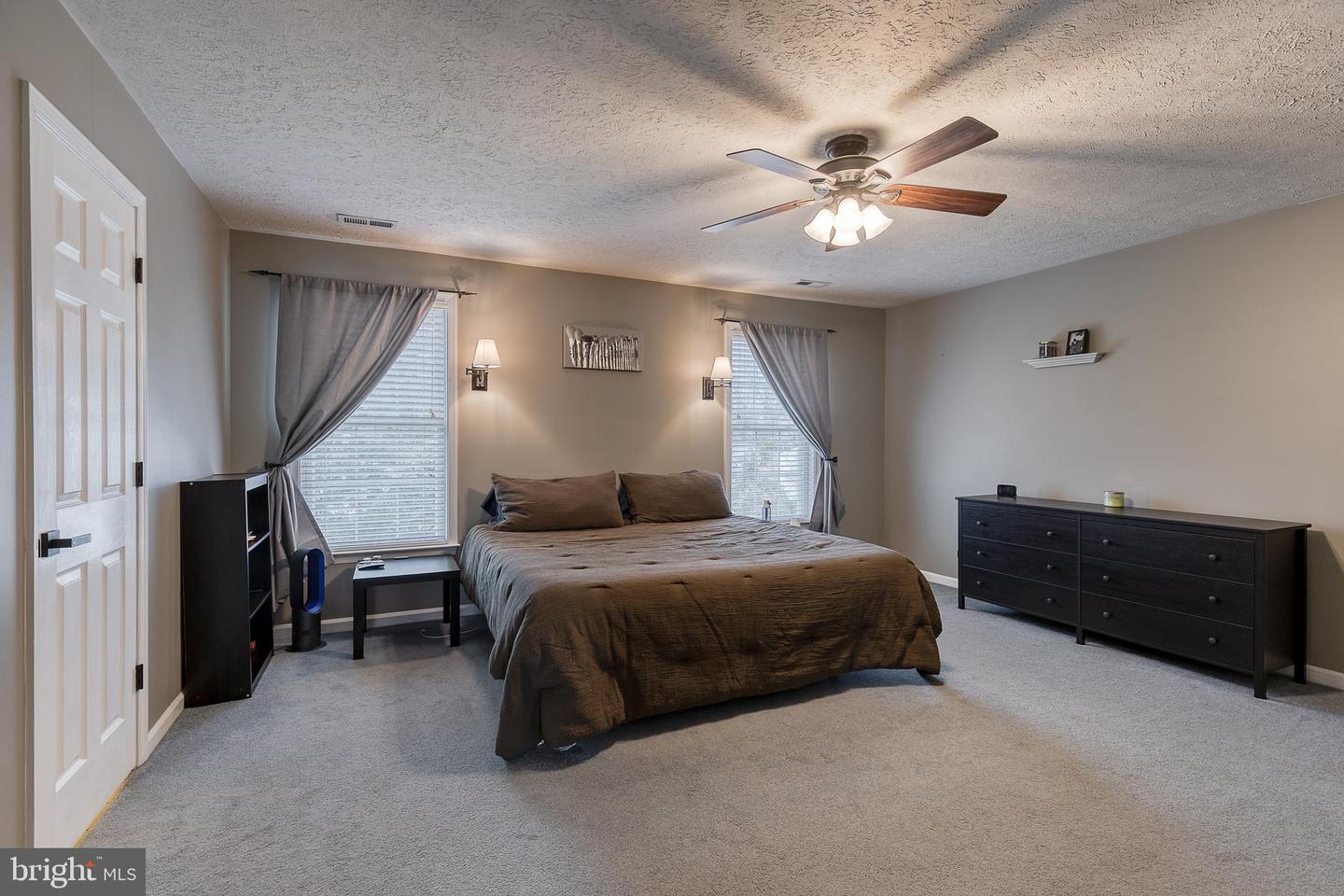 11608 Duchess DRIVE