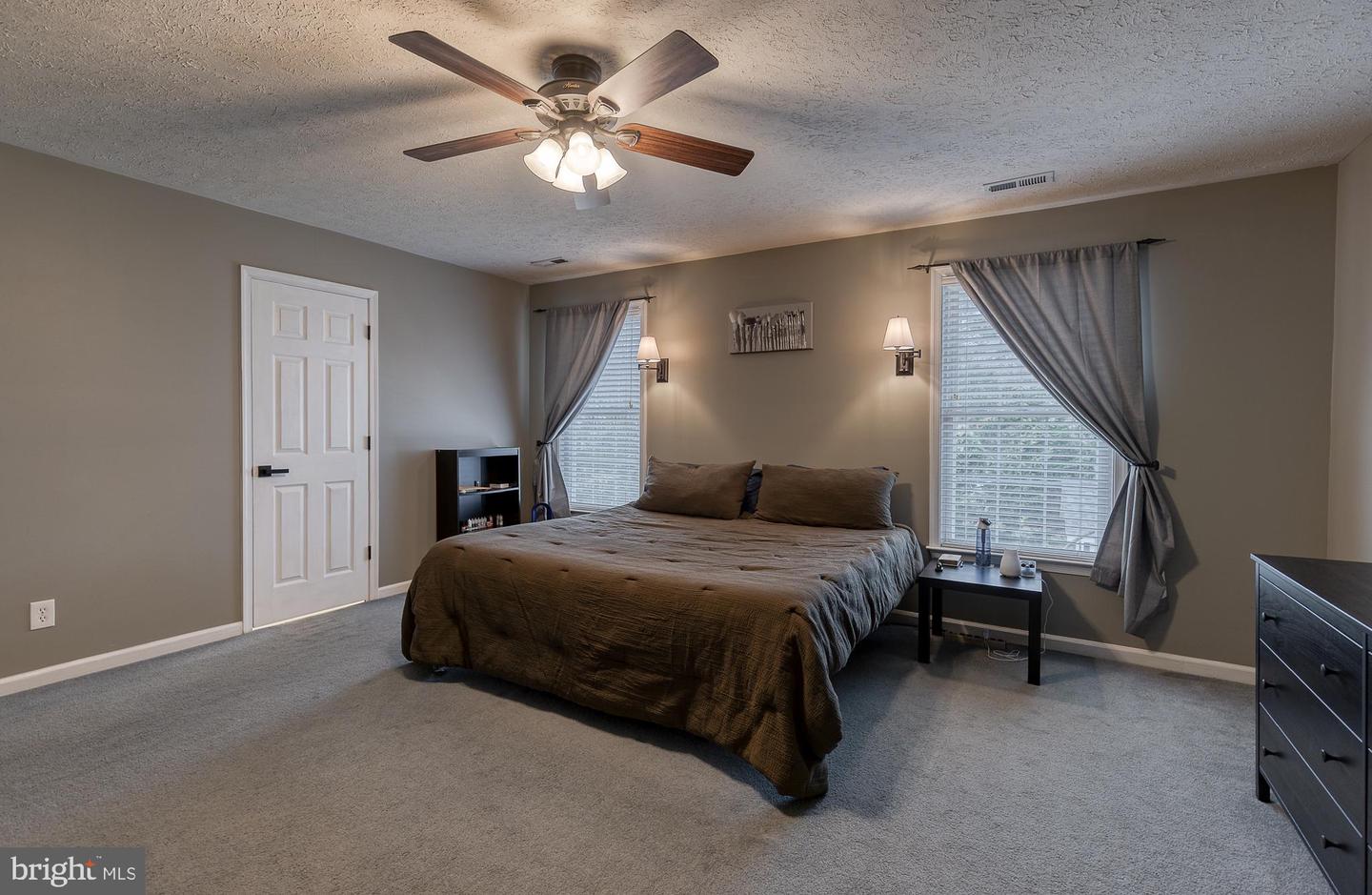 11608 Duchess DRIVE