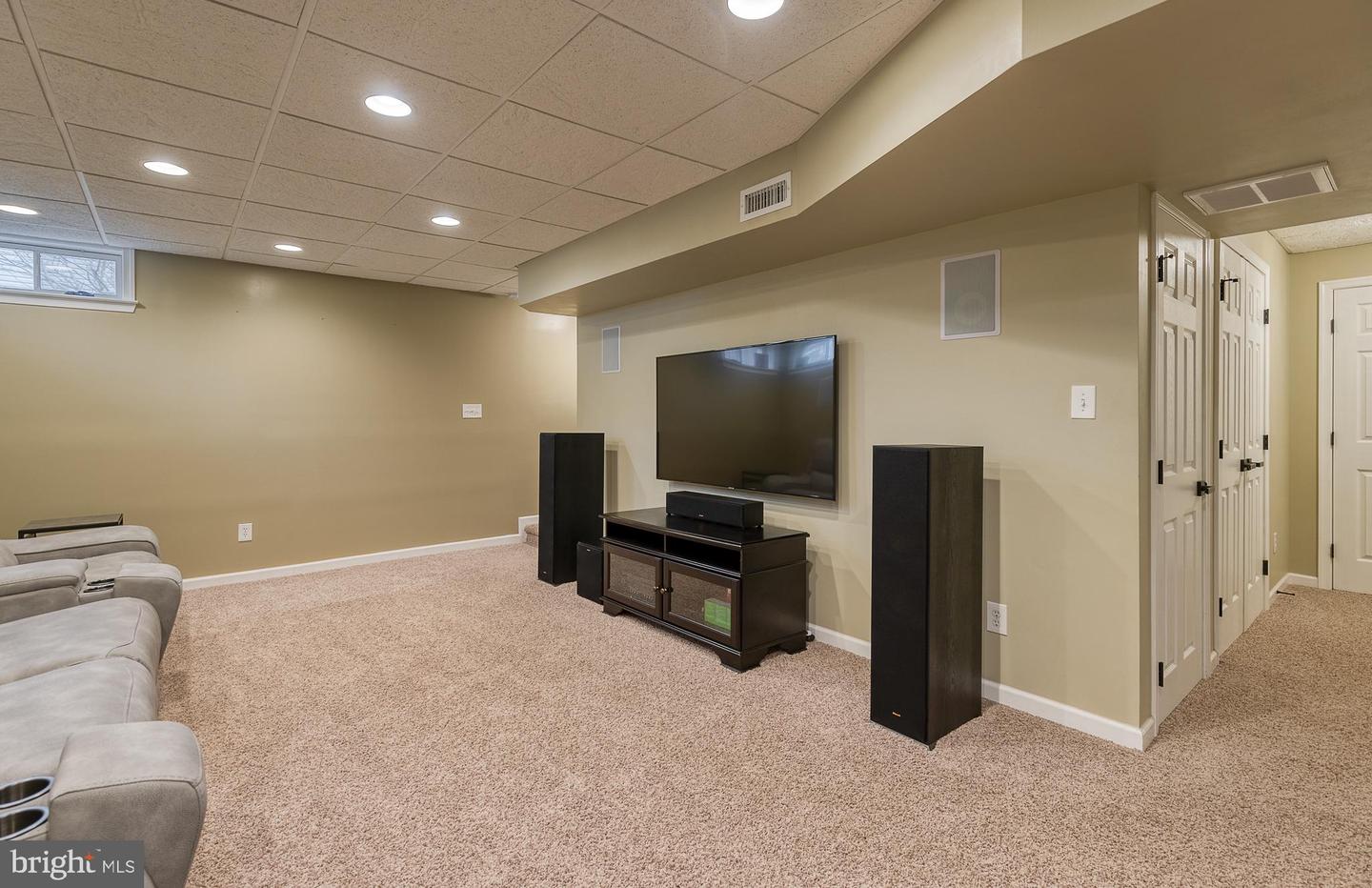 11608 Duchess DRIVE
