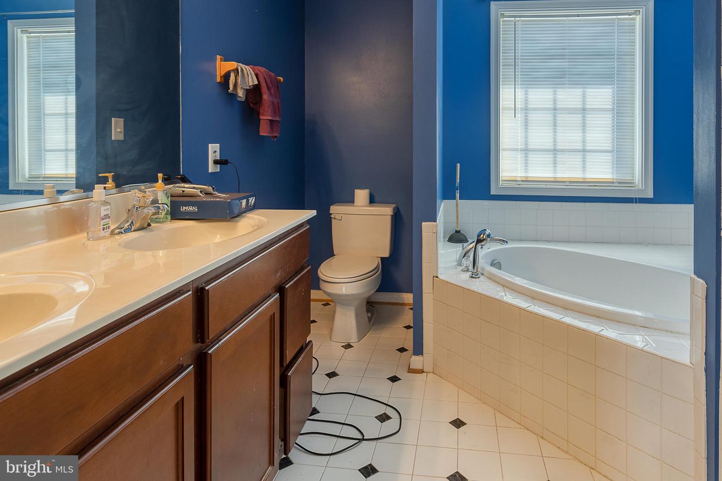 10403 Silver Creek COURT