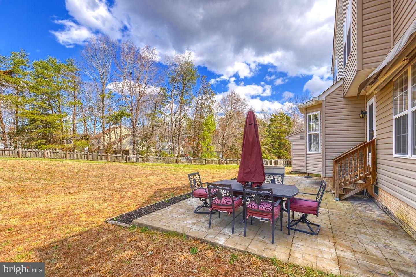 11206 Hollins COURT