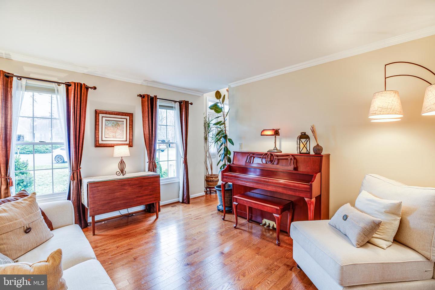 10103 Westover COURT