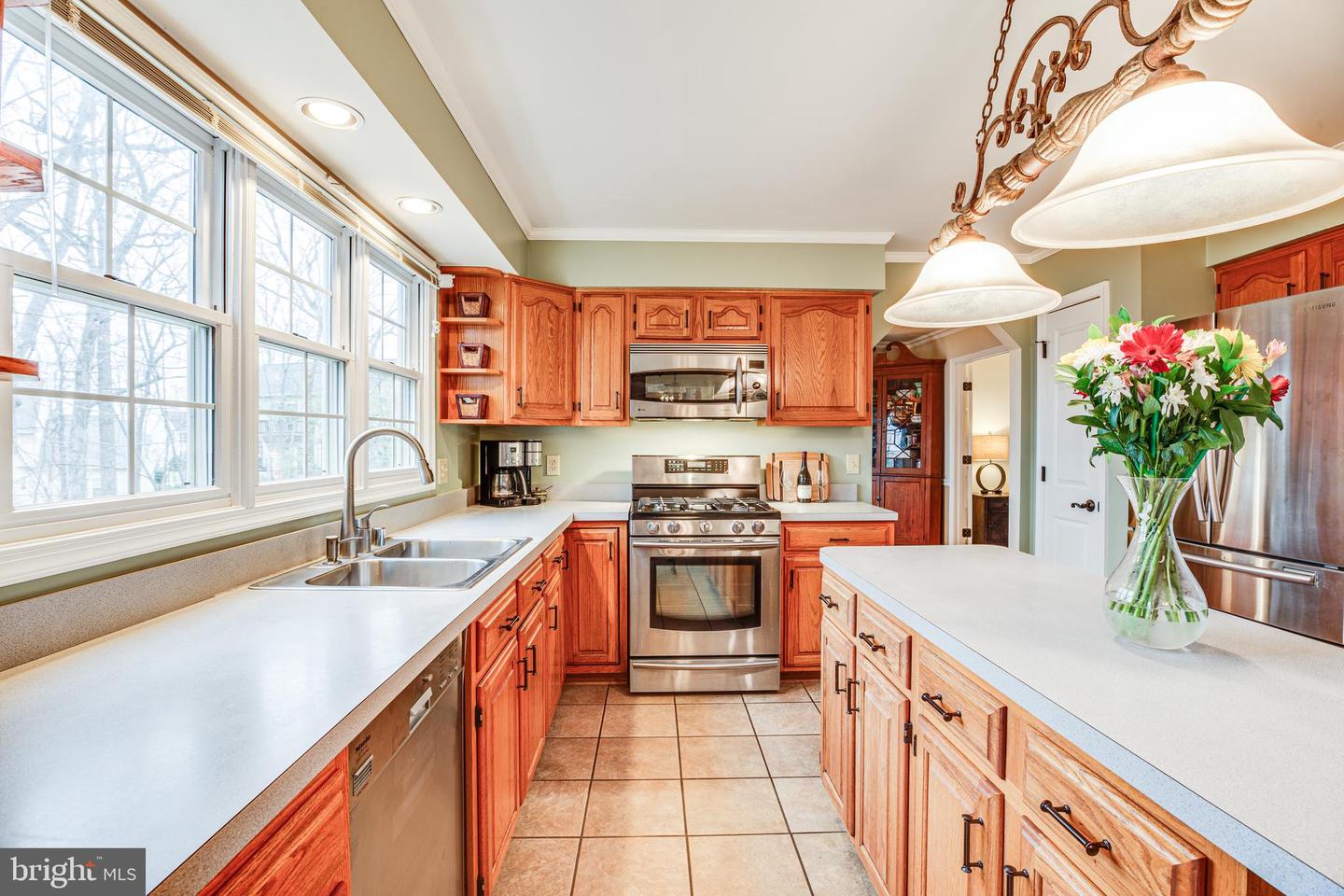 10103 Westover COURT