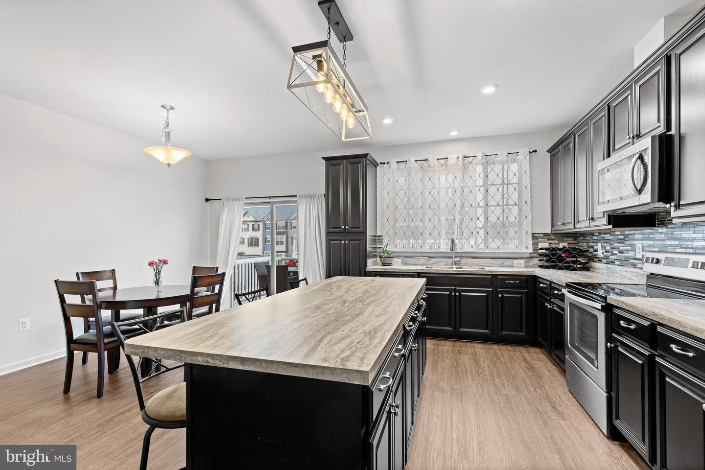 10205 Egret COURT