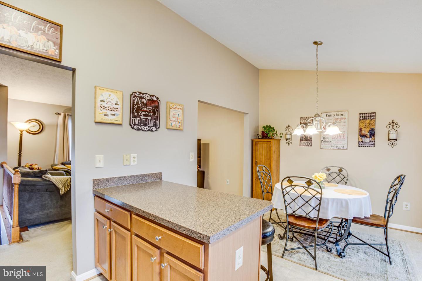 6104 Sunny Meadows DRIVE
