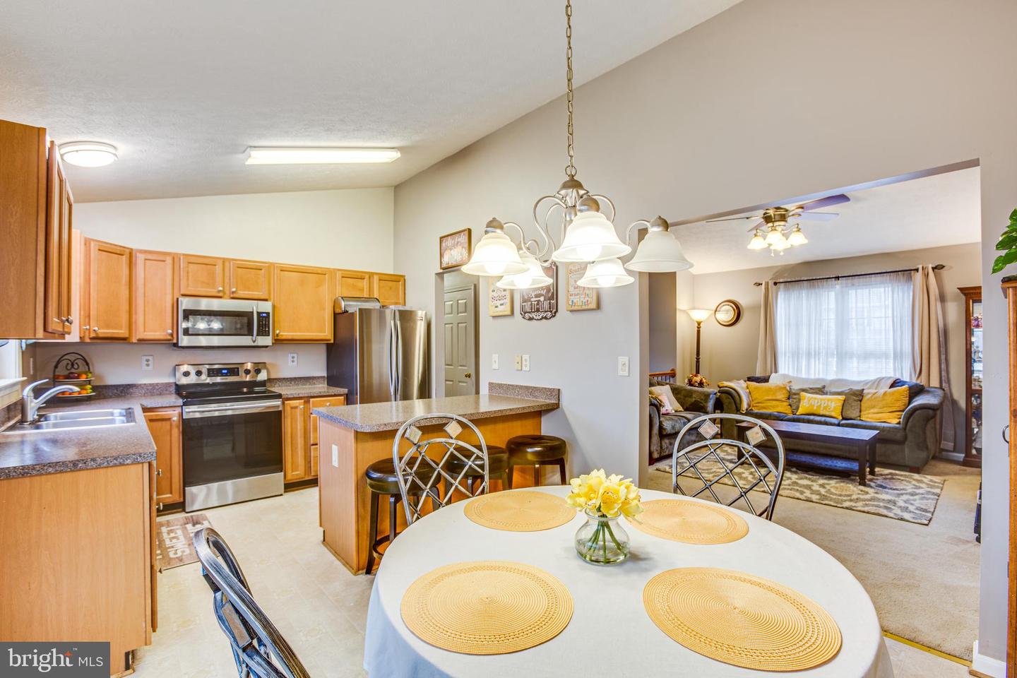 6104 Sunny Meadows DRIVE