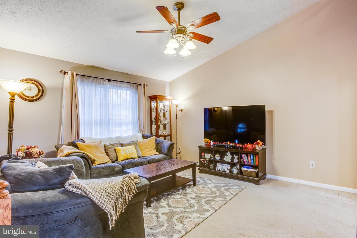 6104 Sunny Meadows DRIVE