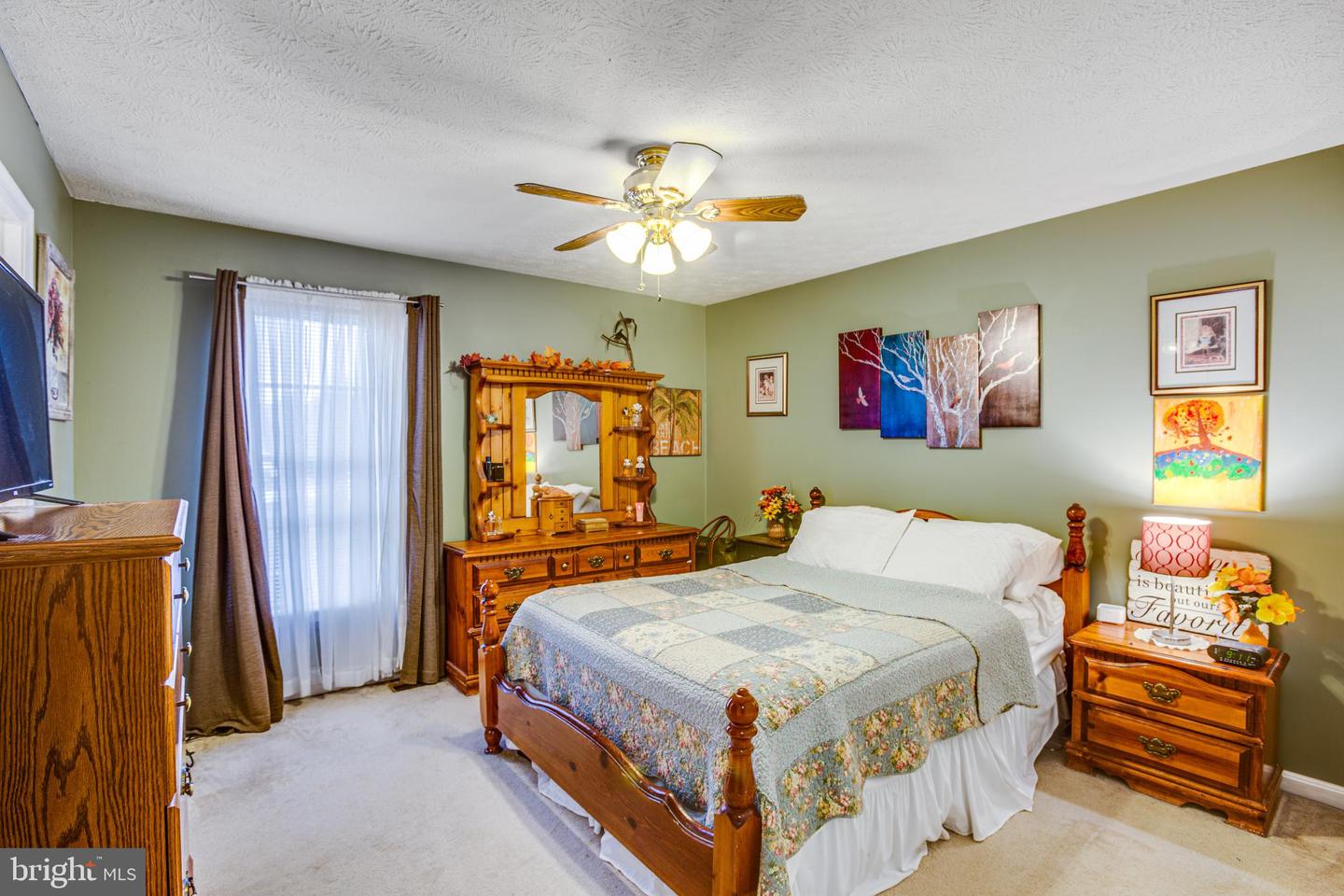 6104 Sunny Meadows DRIVE