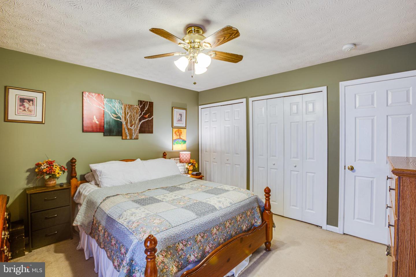 6104 Sunny Meadows DRIVE
