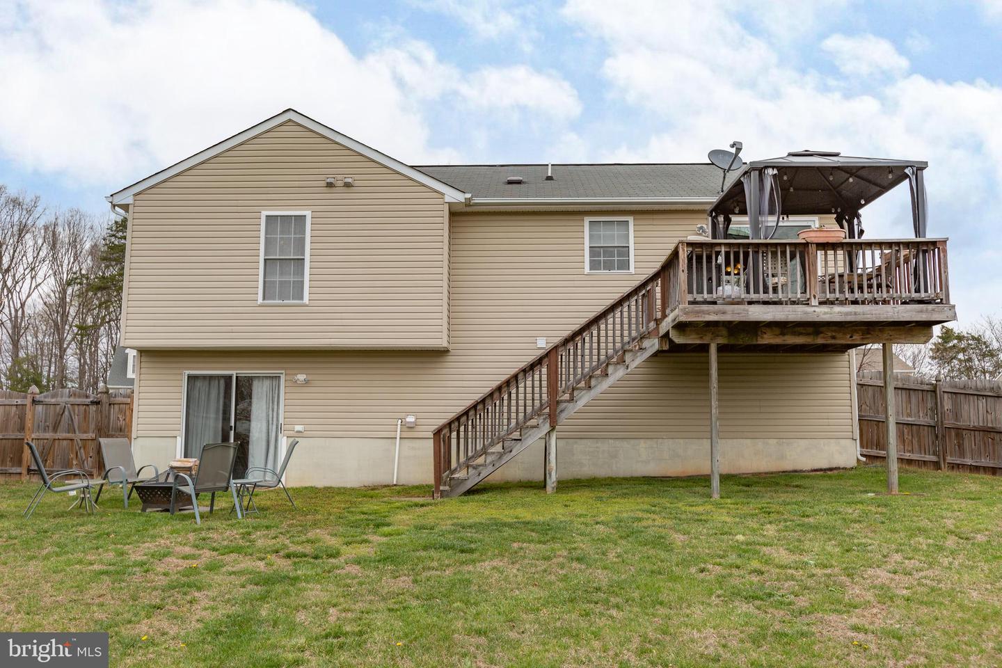 6104 Sunny Meadows DRIVE