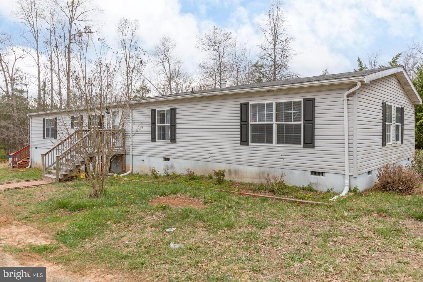 6820 Williams LANE