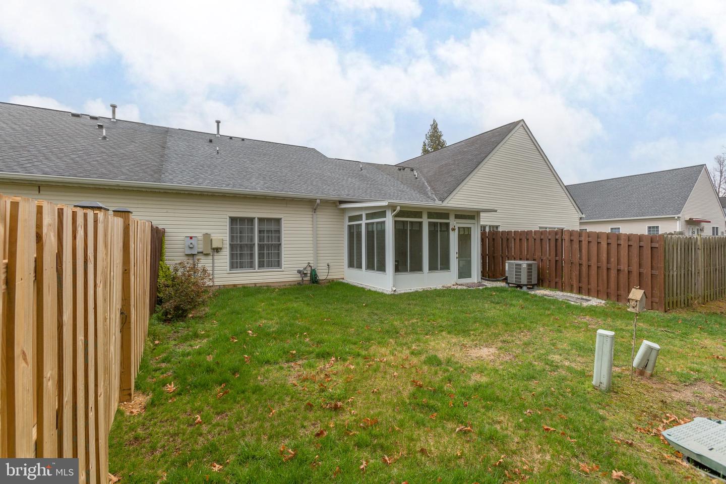 9510 Perthway COURT