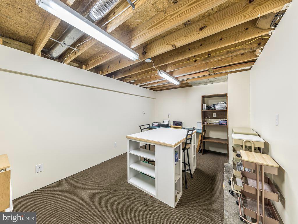 209 Oak Crest DRIVE