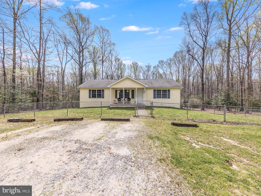 209 Oak Crest DRIVE