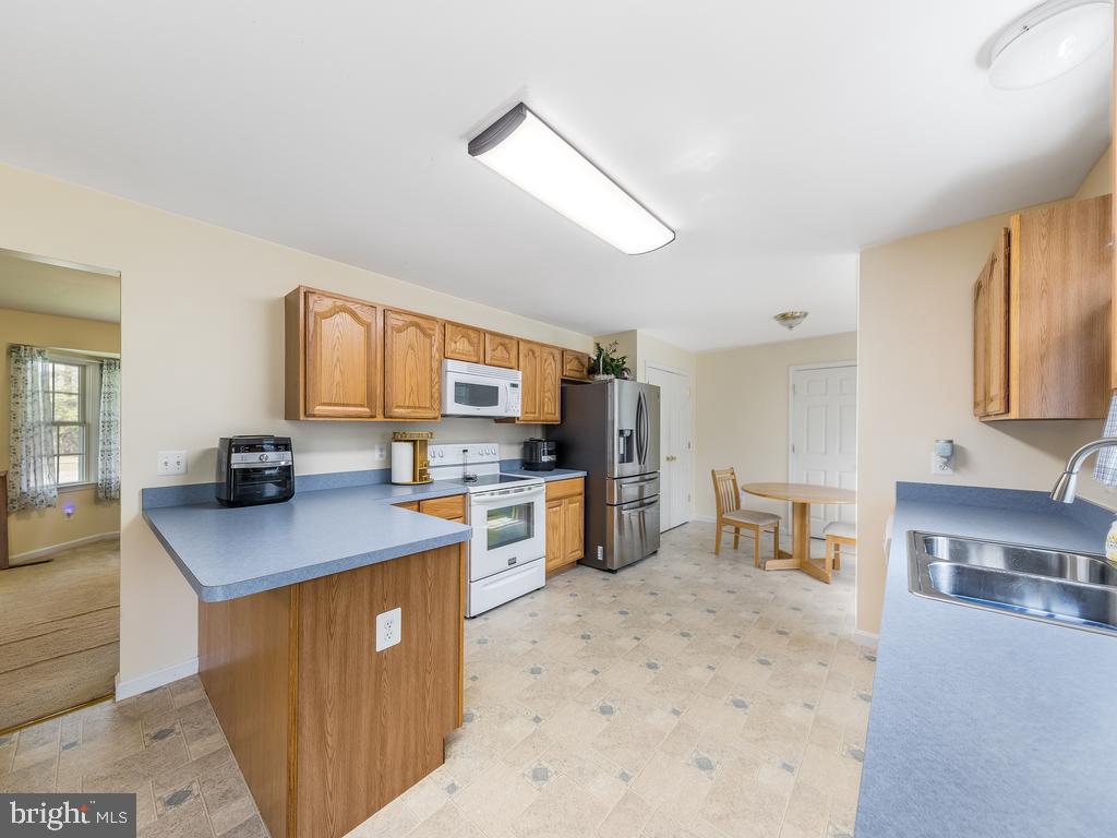 209 Oak Crest DRIVE
