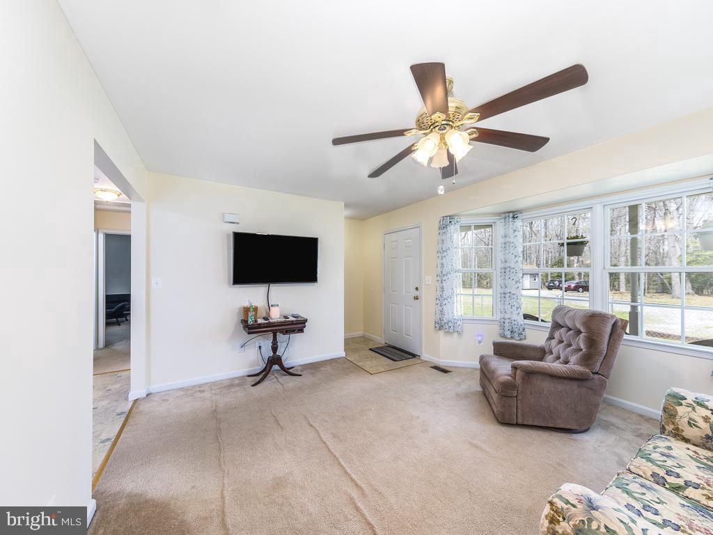 209 Oak Crest DRIVE