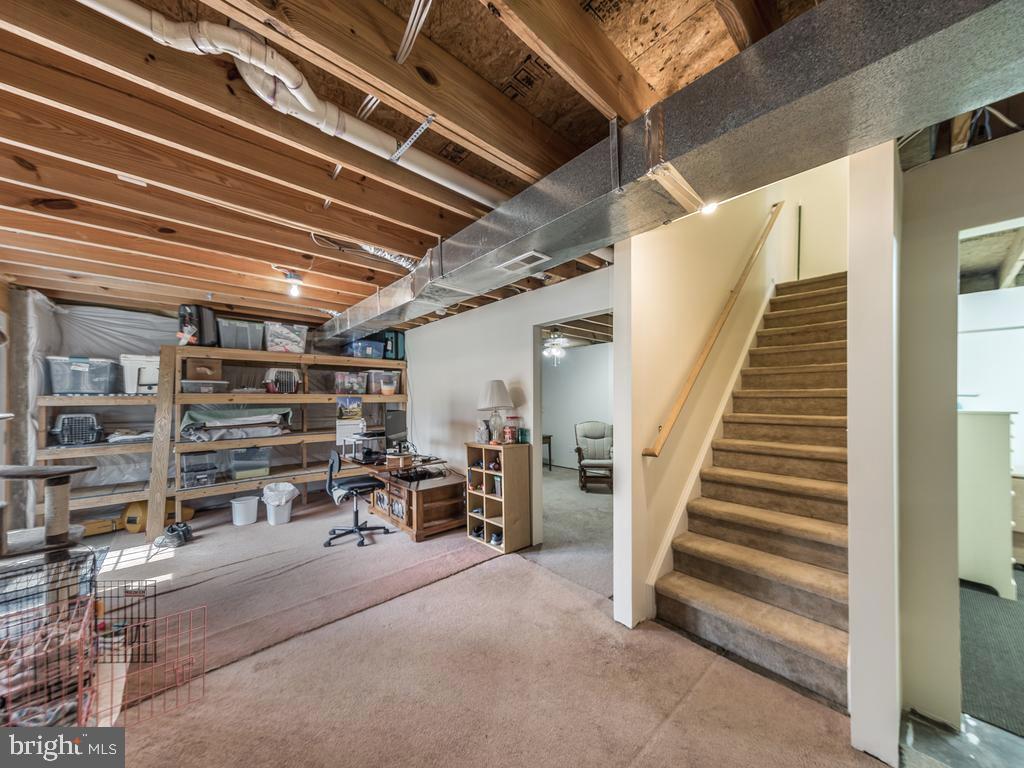 209 Oak Crest DRIVE