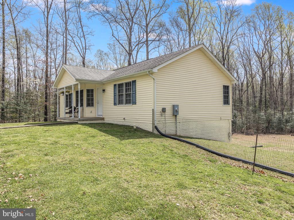 209 Oak Crest DRIVE