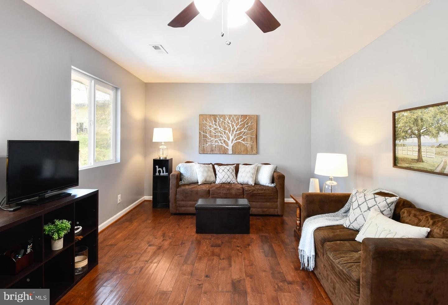 10800 Mockingbird LANE