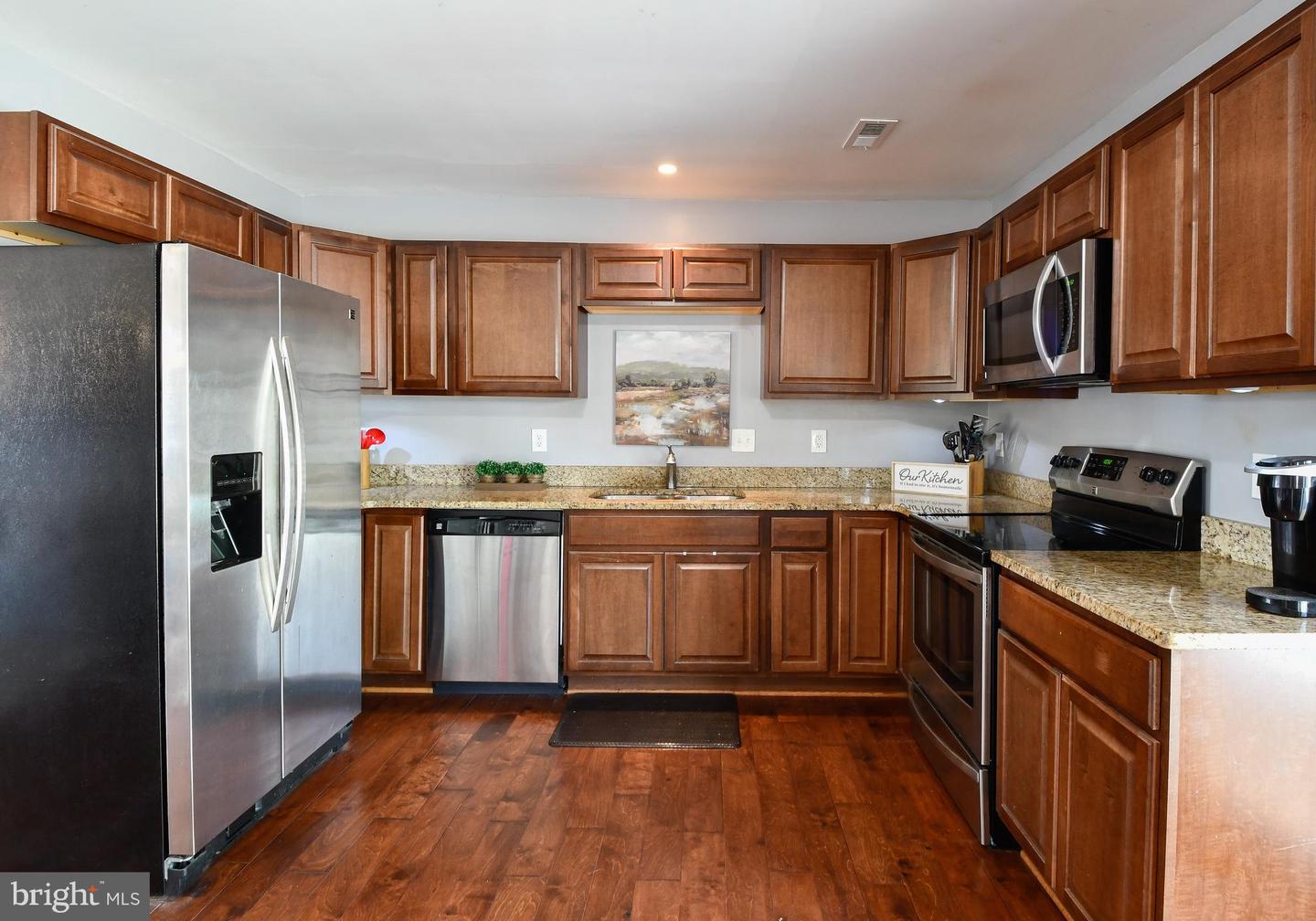 10800 Mockingbird LANE