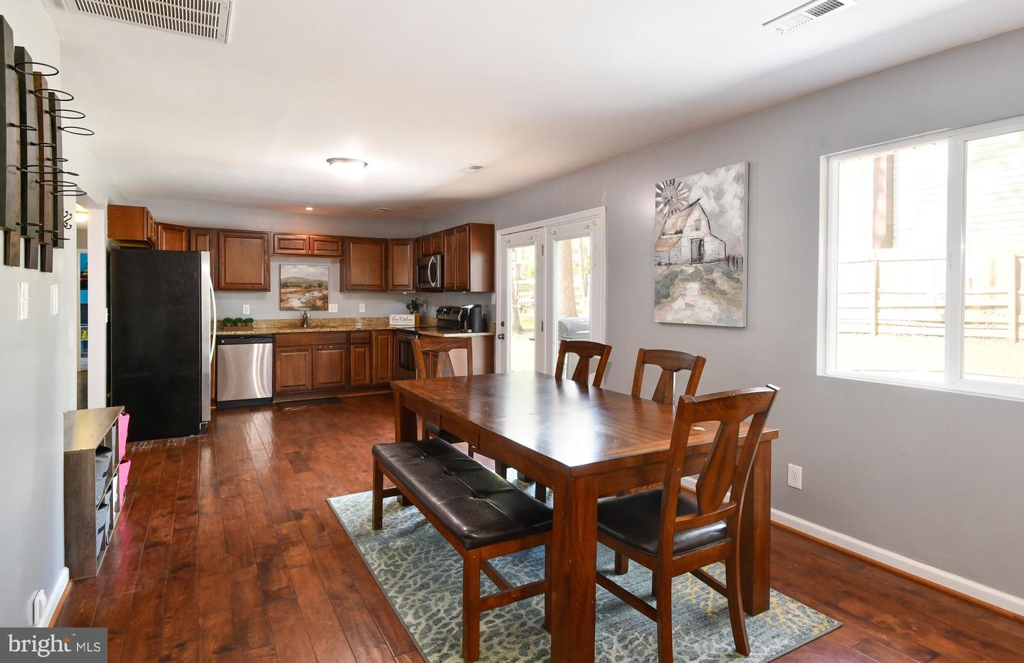 10800 Mockingbird LANE