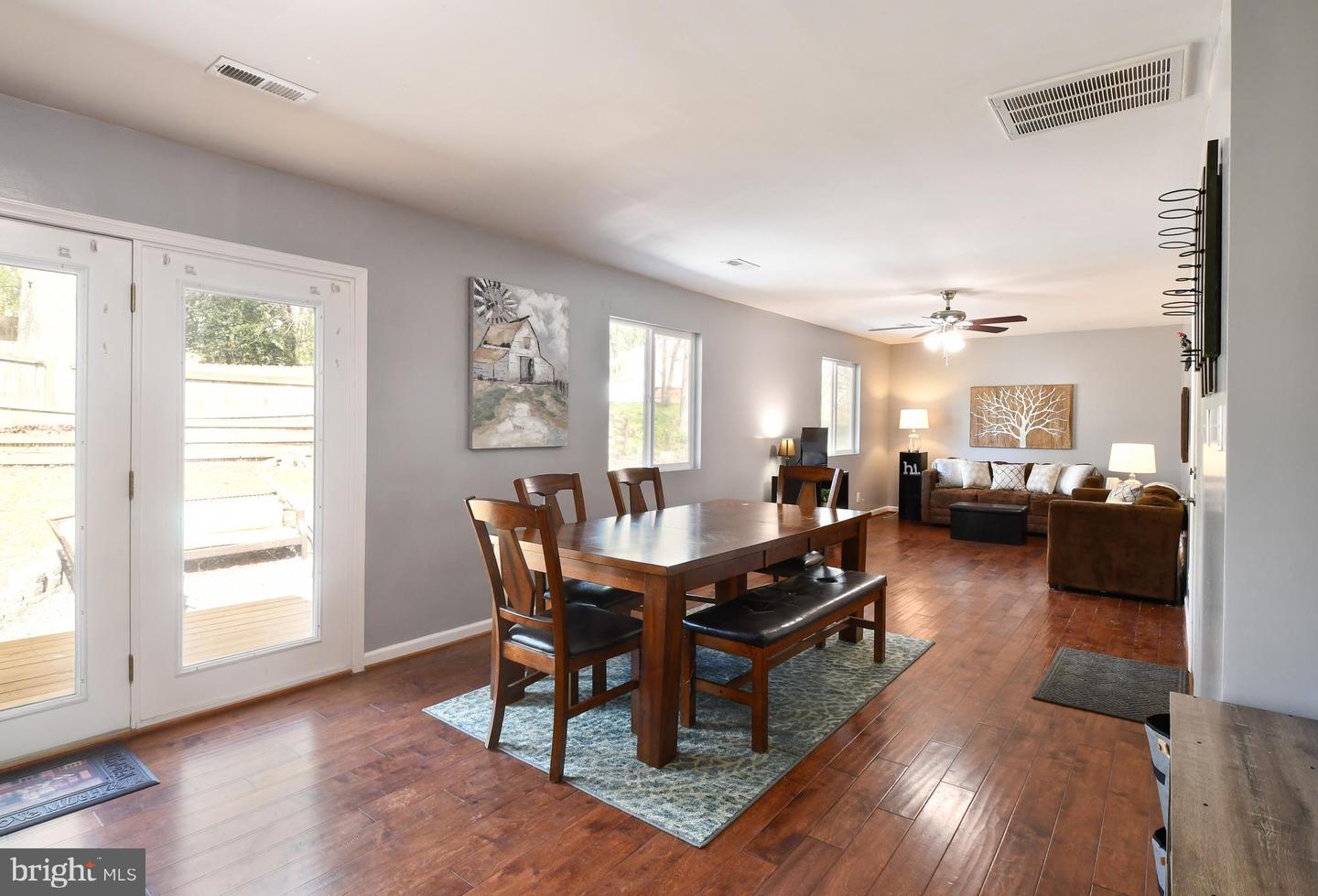 10800 Mockingbird LANE