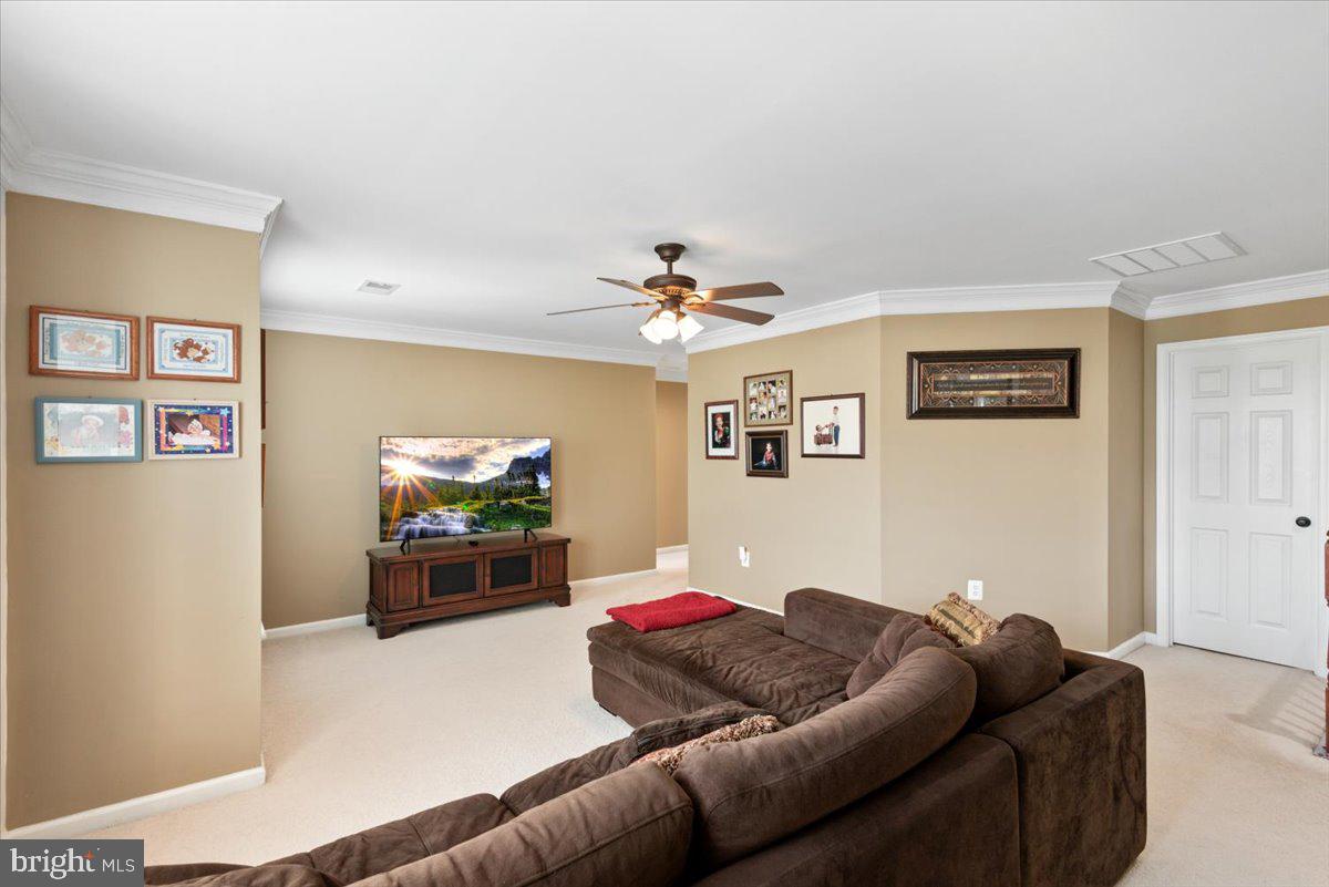 9503 Laurel Oak DRIVE