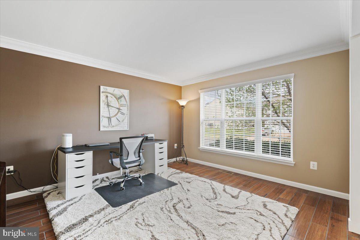 9503 Laurel Oak DRIVE