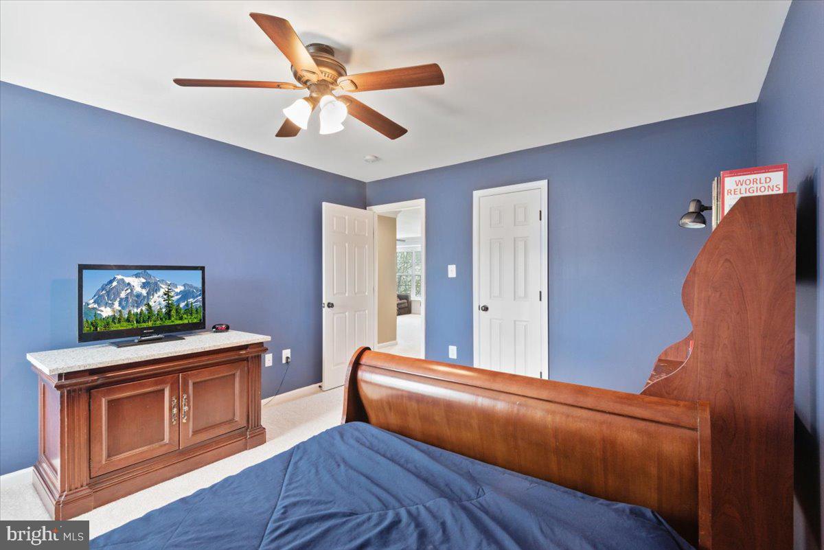 9503 Laurel Oak DRIVE